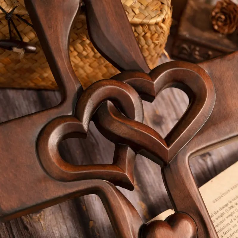 HeartFusion - Intertwined Wooden Cross