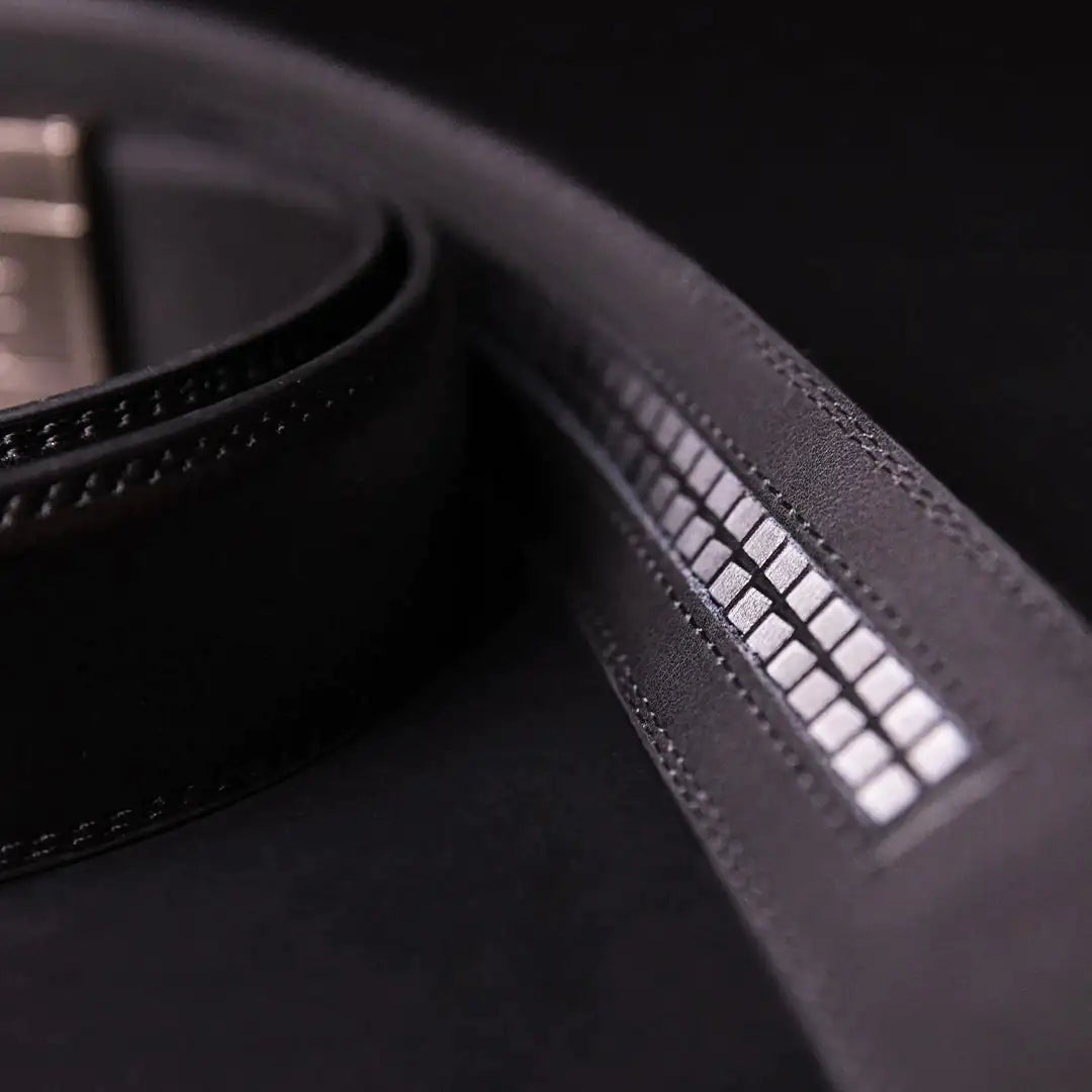 StrapEase™-The buckle free Mens Leather Belt